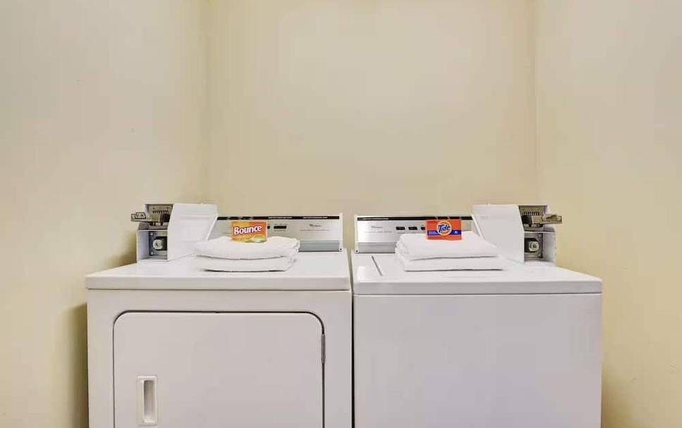 Laundry facility Photo