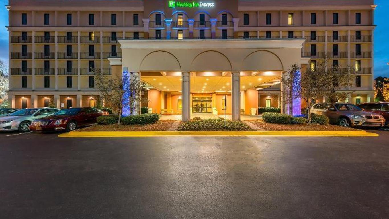 Holiday Inn Express Atlanta Airport-College Park