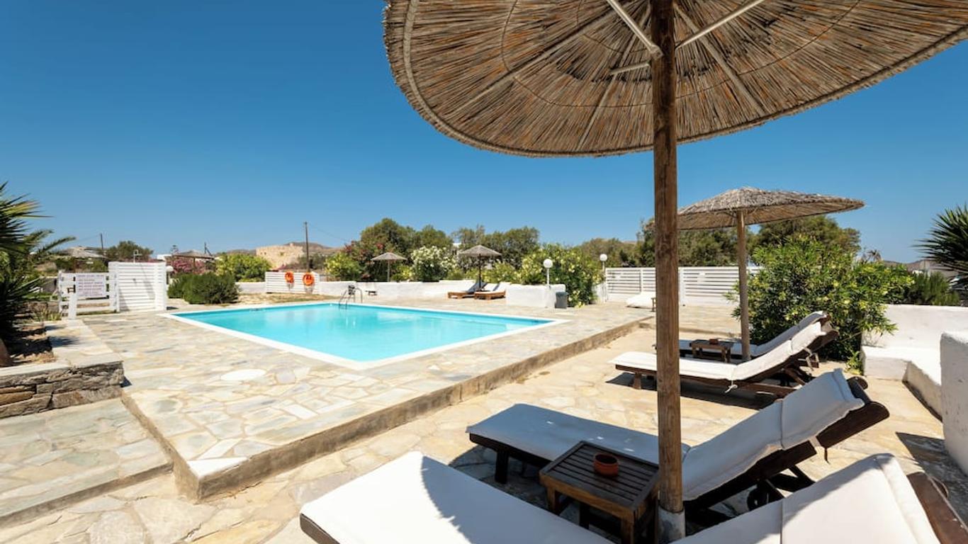 Naoussa Hotel Paros by Booking Kottas