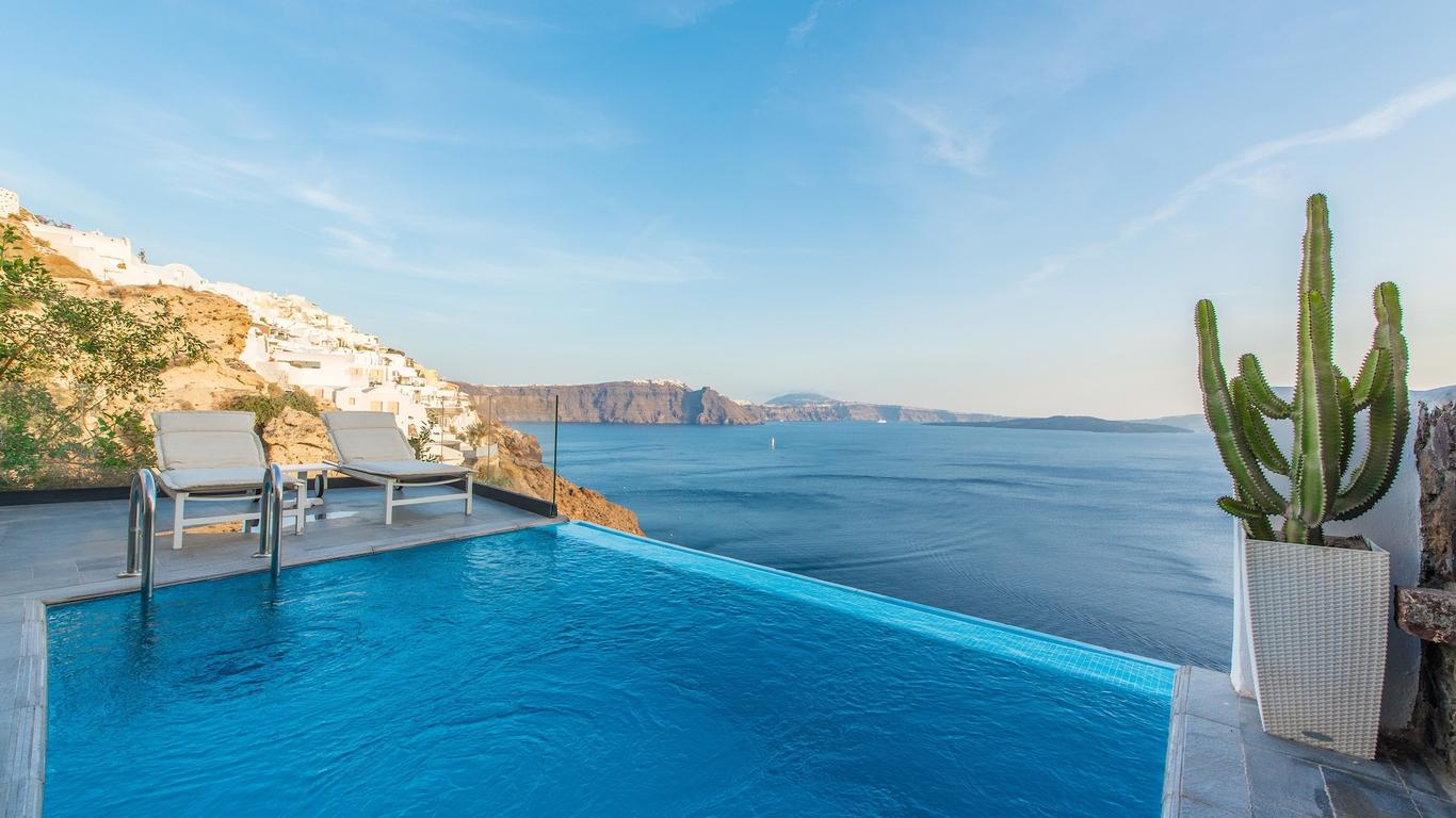 Santorini Secret Suites and Spa