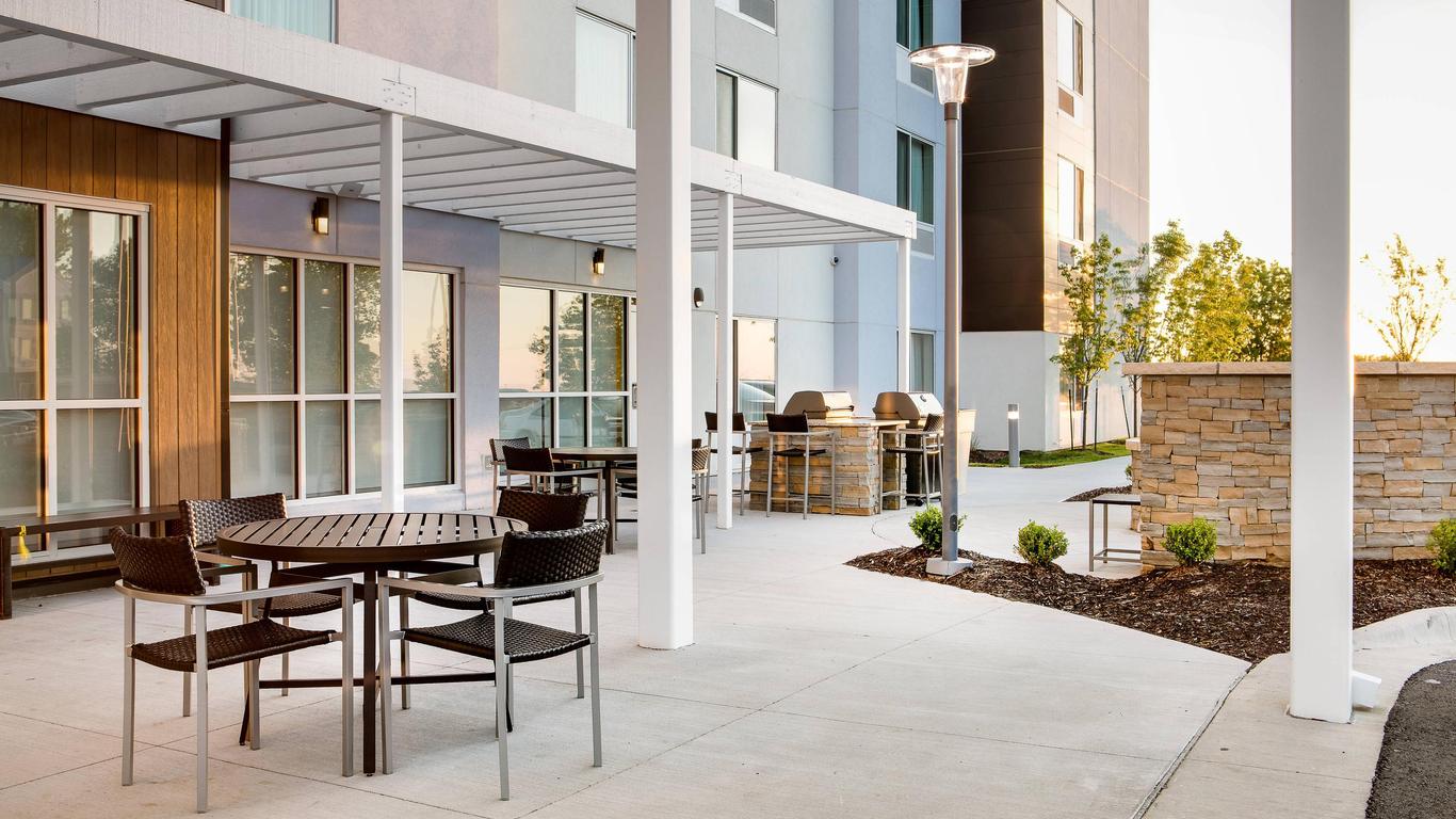 TownePlace Suites by Marriott Kansas City Airport