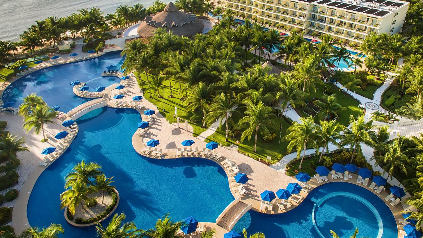 Azul Beach Resort Riviera Cancun, Gourmet All Inclusive by Karisma