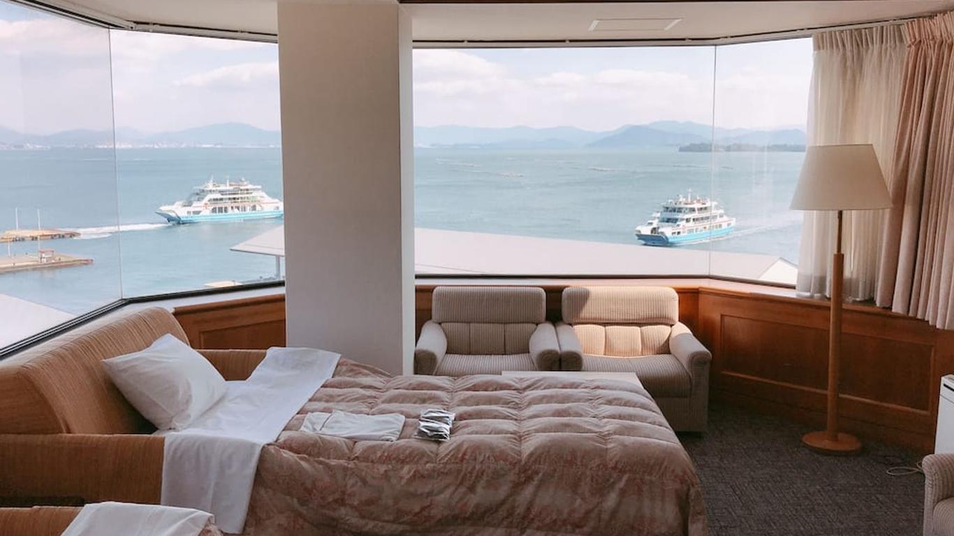 Miyajima Coral Hotel