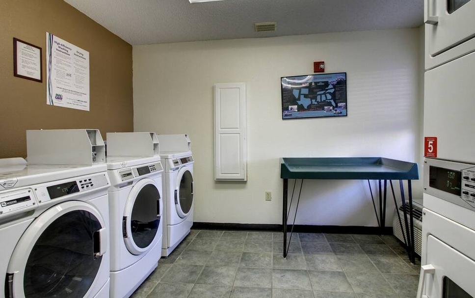 Laundry facility Photo