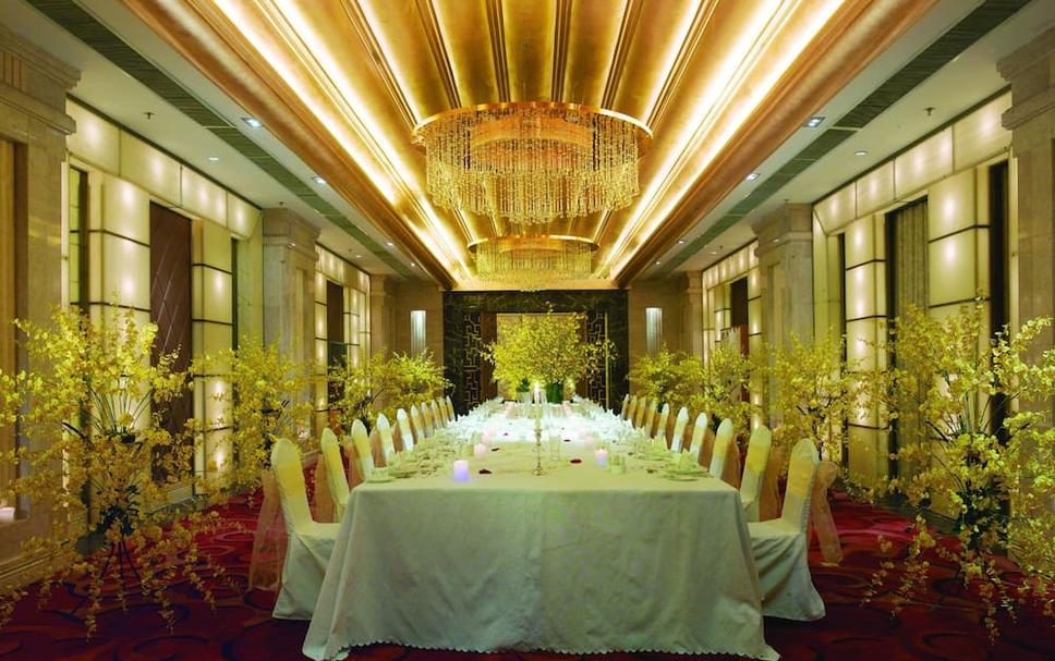 Banquet hall Photo