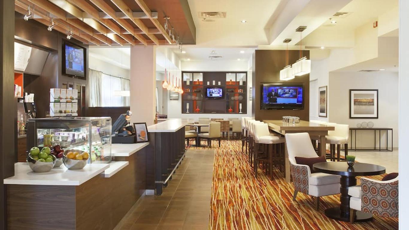 Courtyard by Marriott Pueblo Downtown