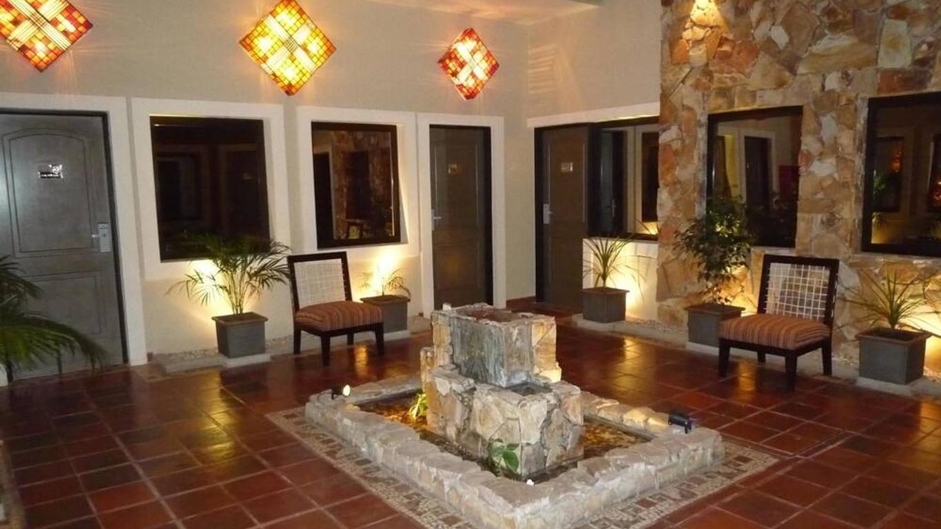 Hotel Patios de Lerma